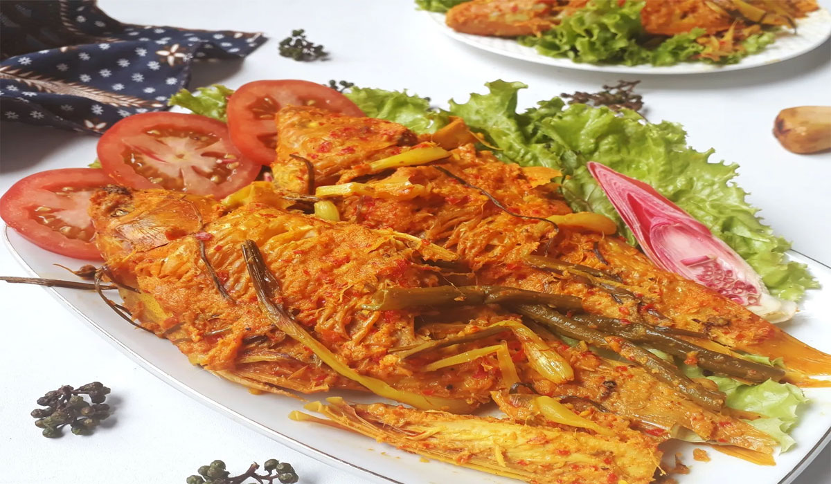Bikin Ngiler! Arsik Ikan Mas Khas Batak Ini Punya Rasa Unik yang Bikin Ketagihan